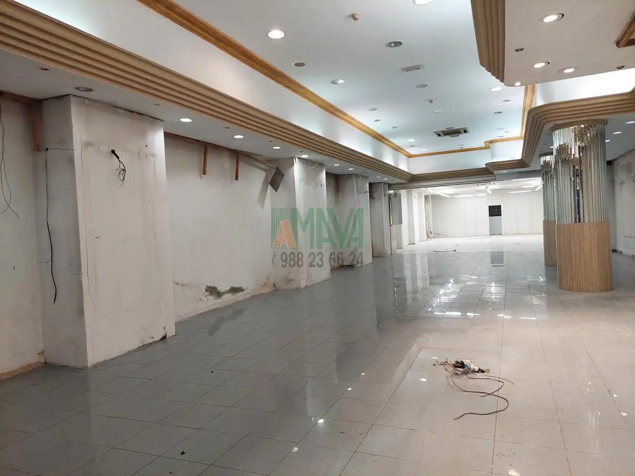 Local en venda en Ourense Capital  amb Aire condicionat