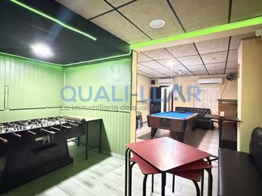 Local comercial en venta en calle Cristòfor Colom