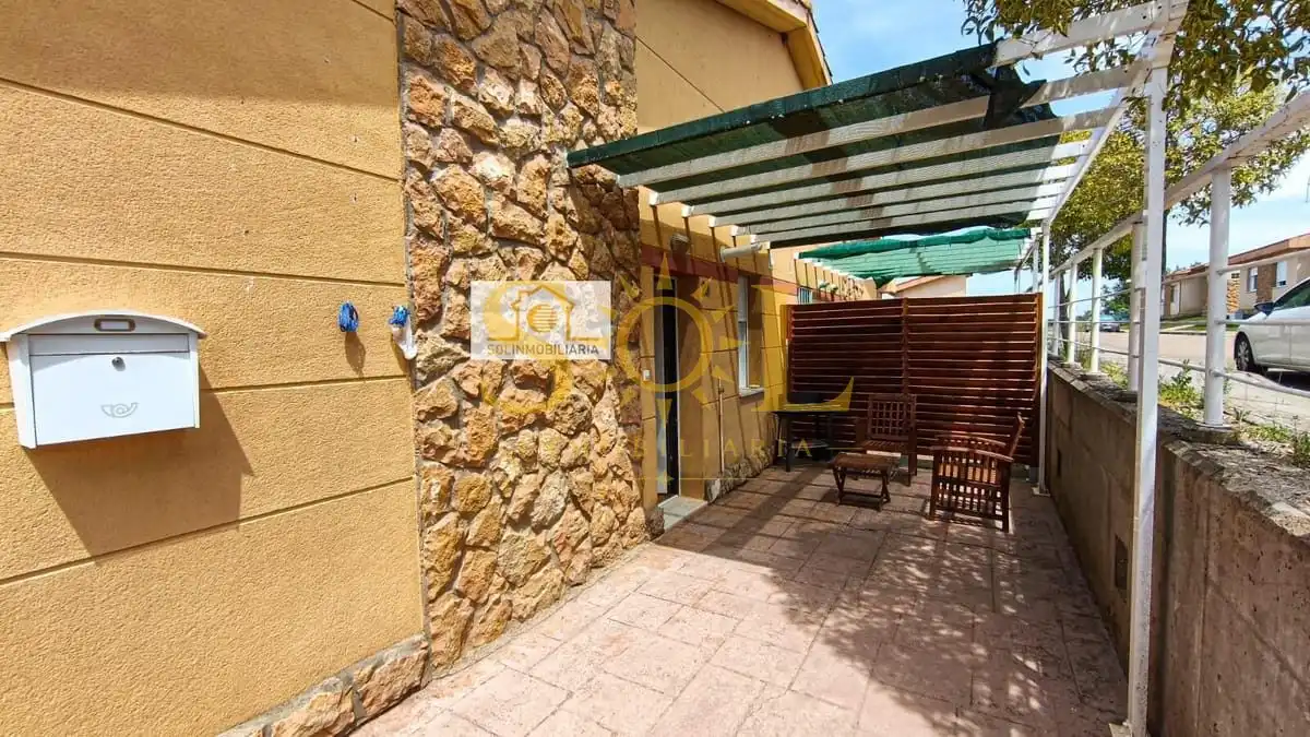 Flat for sale in Calle Castiello 11, 11, Valverde de la Virgen