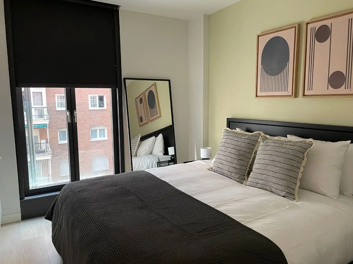 Bedroom of Flat for rent in Madrid  with Air Conditioner, Parquet flooring and Storage room