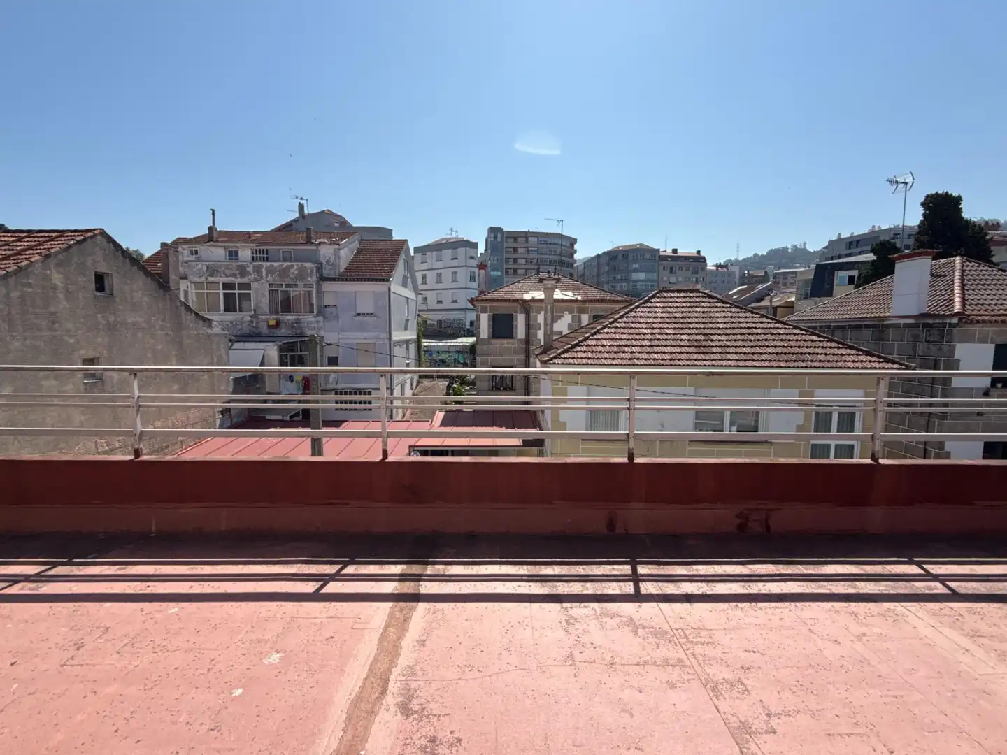 Terrassa de Casa o xalet en venda en Vigo  amb Terrassa i Balcó