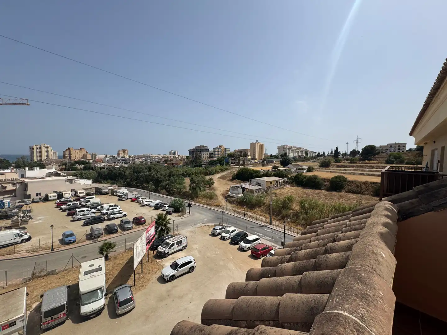 Vista exterior de Apartament de lloguer en Fuengirola amb Aire condicionat, Terrassa i Moblat