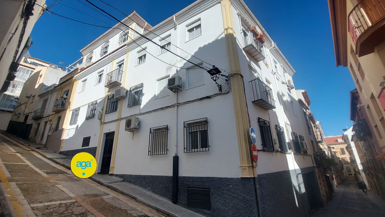 Vista exterior de Pis en venda en  Jaén Capital amb Aire condicionat, Calefacció i Terrassa