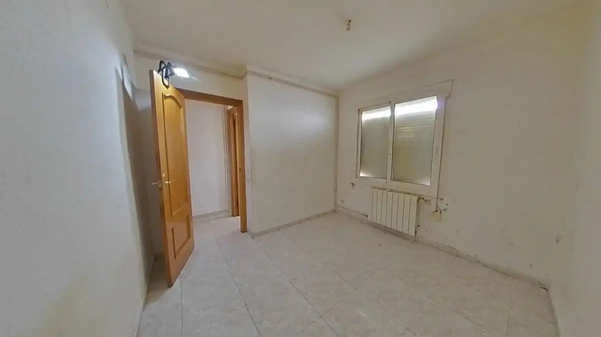 Dormitori de Apartament en venda en Premià de Dalt amb Balcó