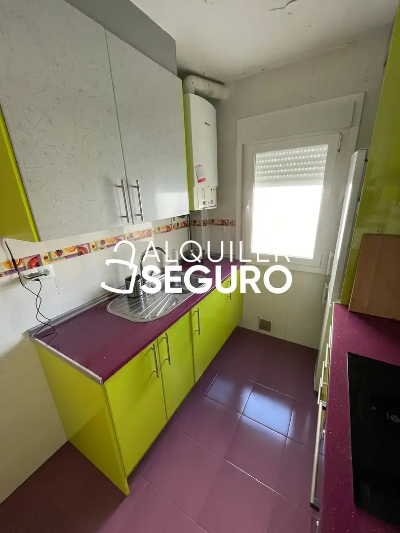 Cocina de Piso de alquiler en Madrid con Aire acondicionado, Calefacción y Terraza