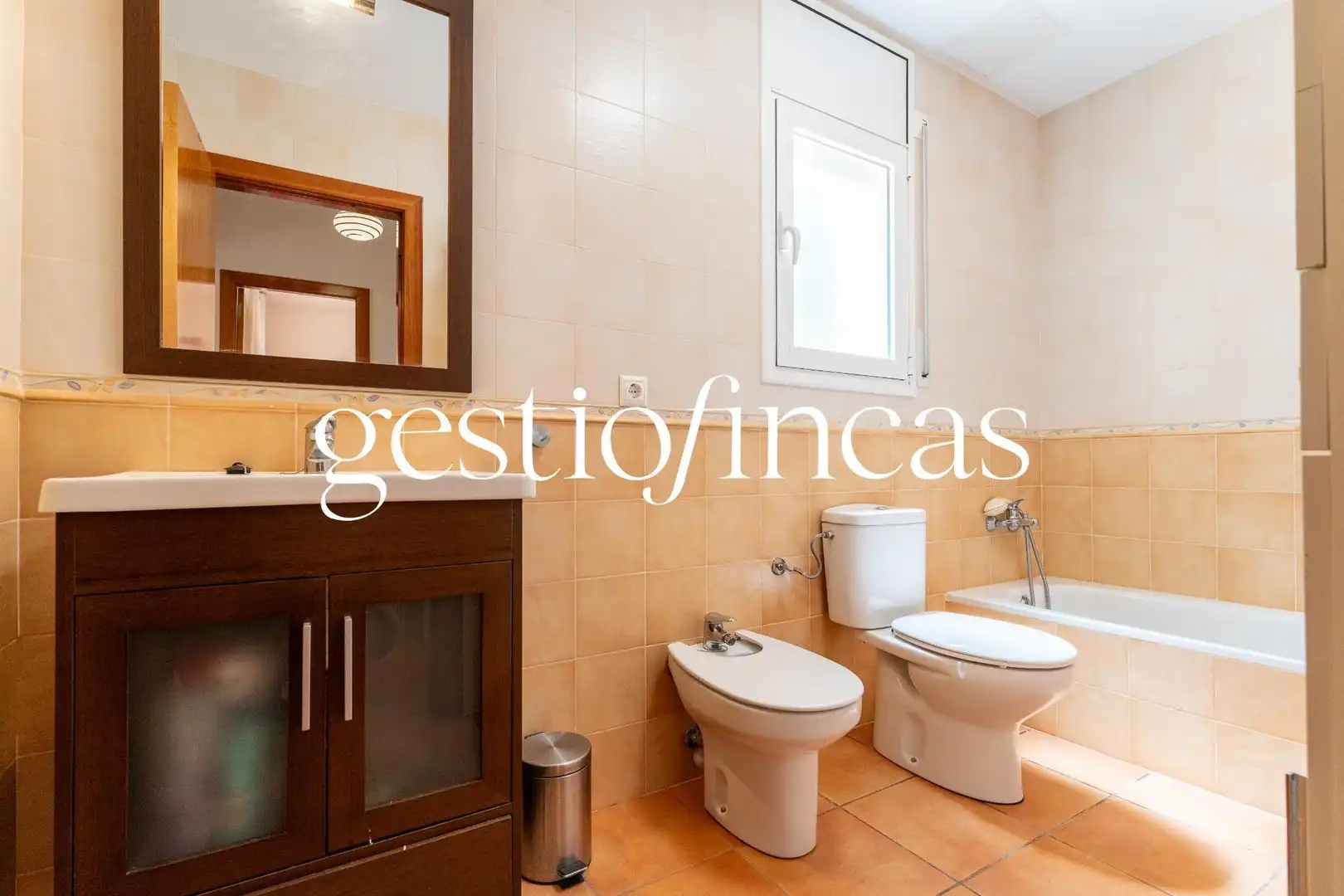 Bathroom of Houses for sale in Pratdip  with Air Conditioner, Heating and Private garden