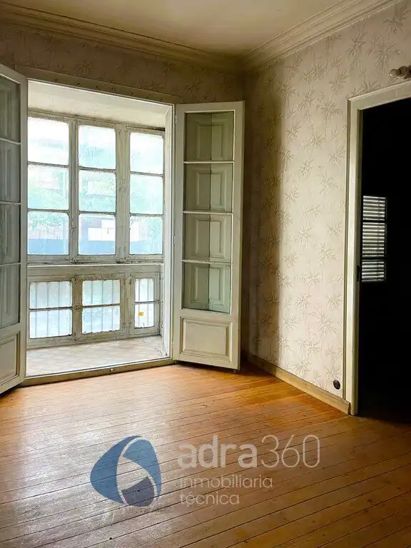 Local comercial de lloguer a General Vara De Rey, imagen 26