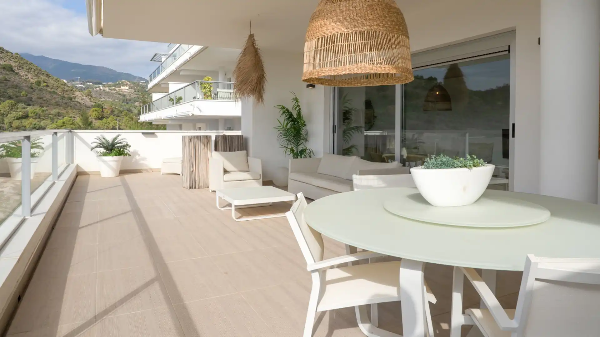 Terraza de Planta baja en venta en Benahavís con Aire acondicionado, Terraza y Trastero