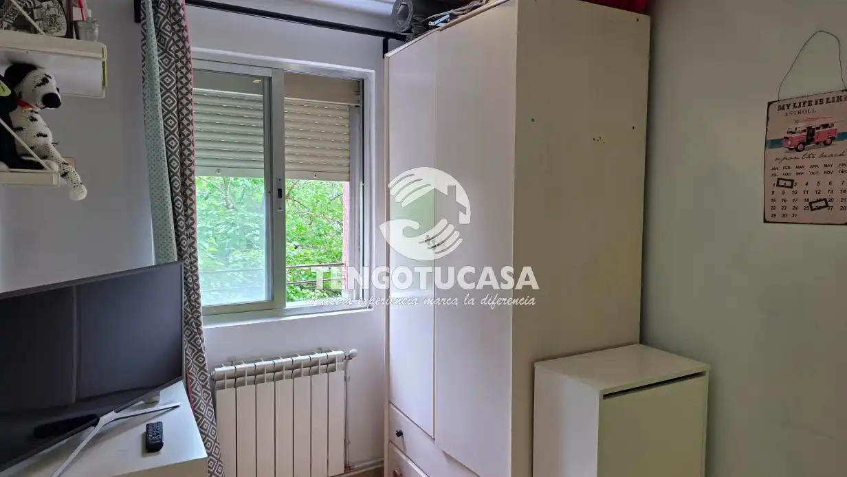 Habitación de Piso en venta en Madrid con Amueblado