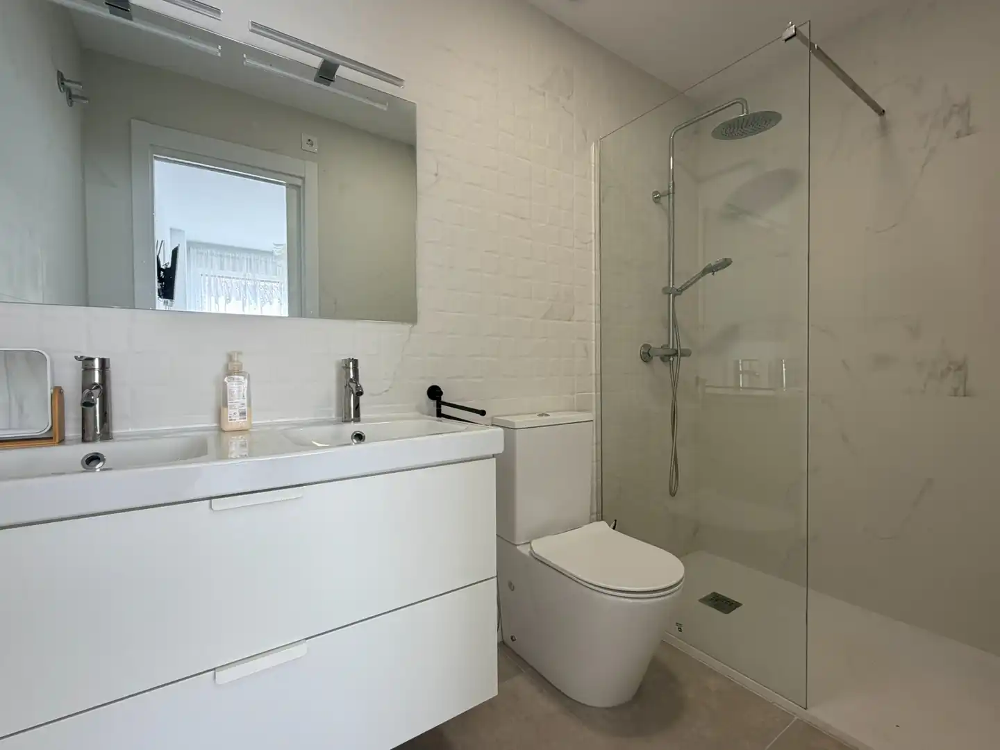 Baño de Casa o chalet en venta en Cartagena con Aire acondicionado, Calefacción y Jardín privado