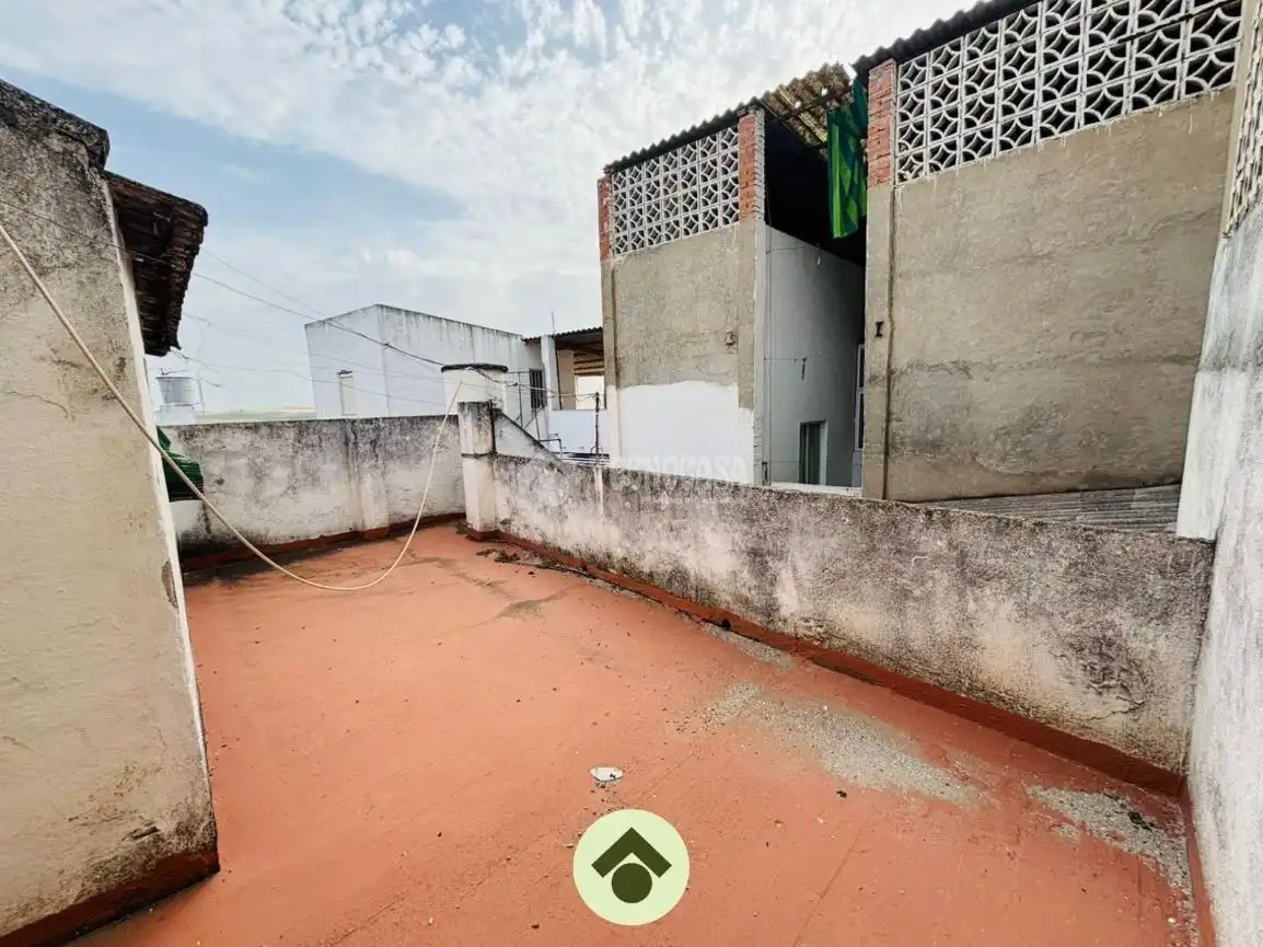 Detached homes for sale in El Carpio
