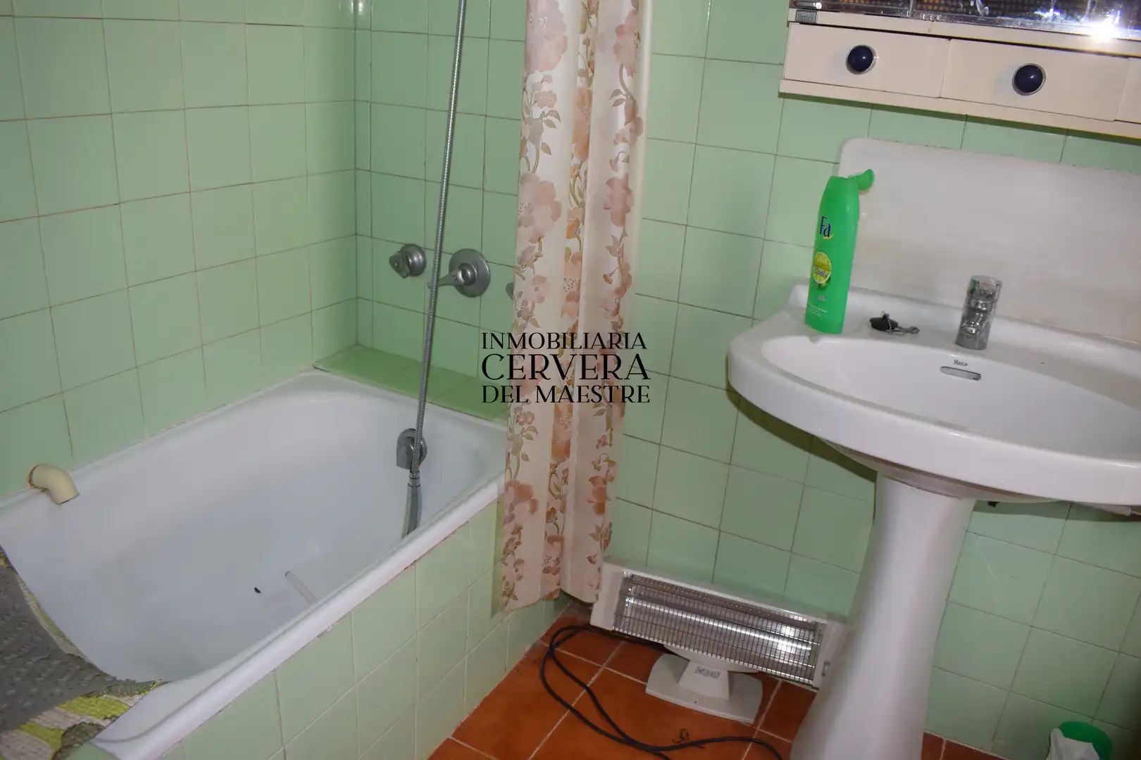 Baño de Casa adosada en venta en Cervera del Maestre