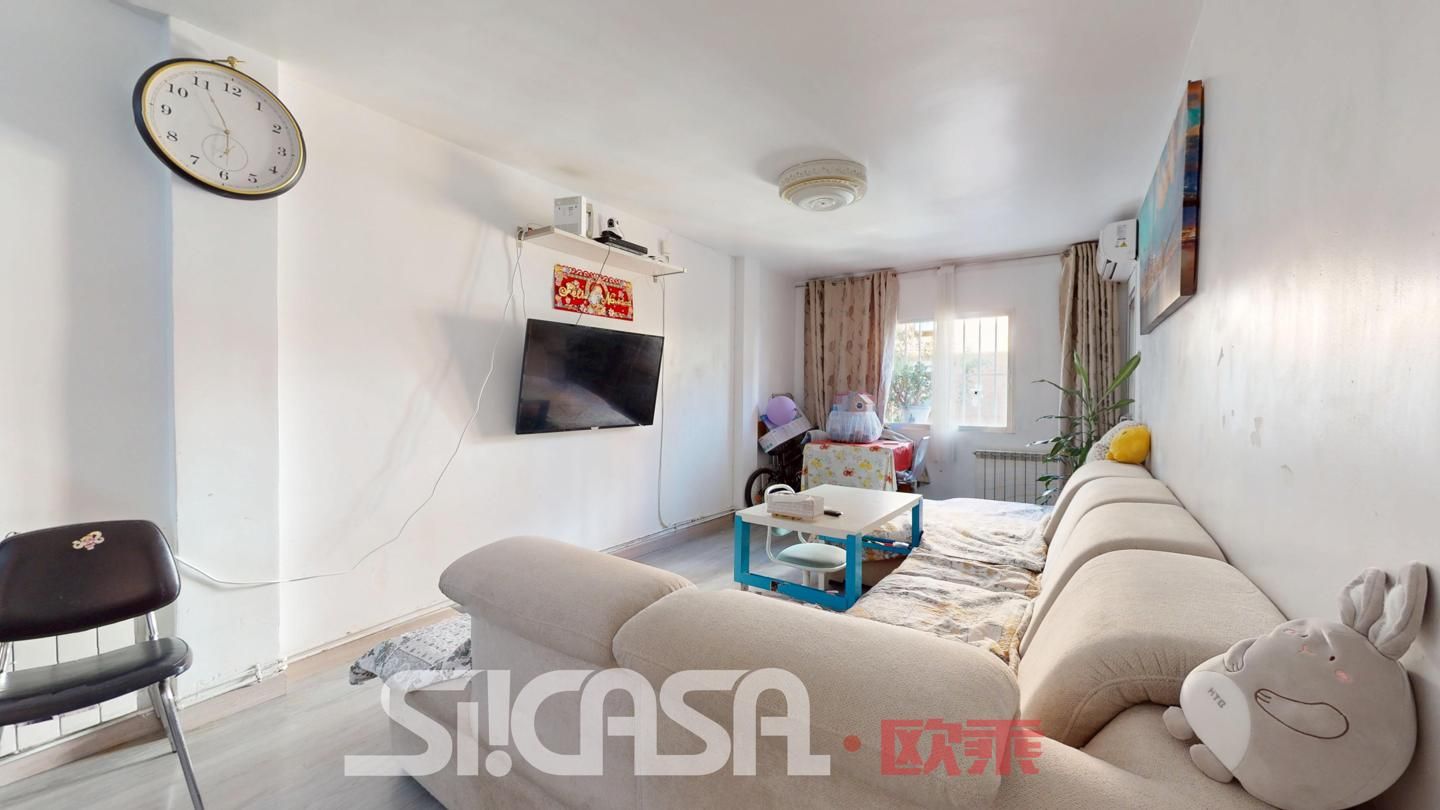 Piso en venta en Isabel Ii, Reyes