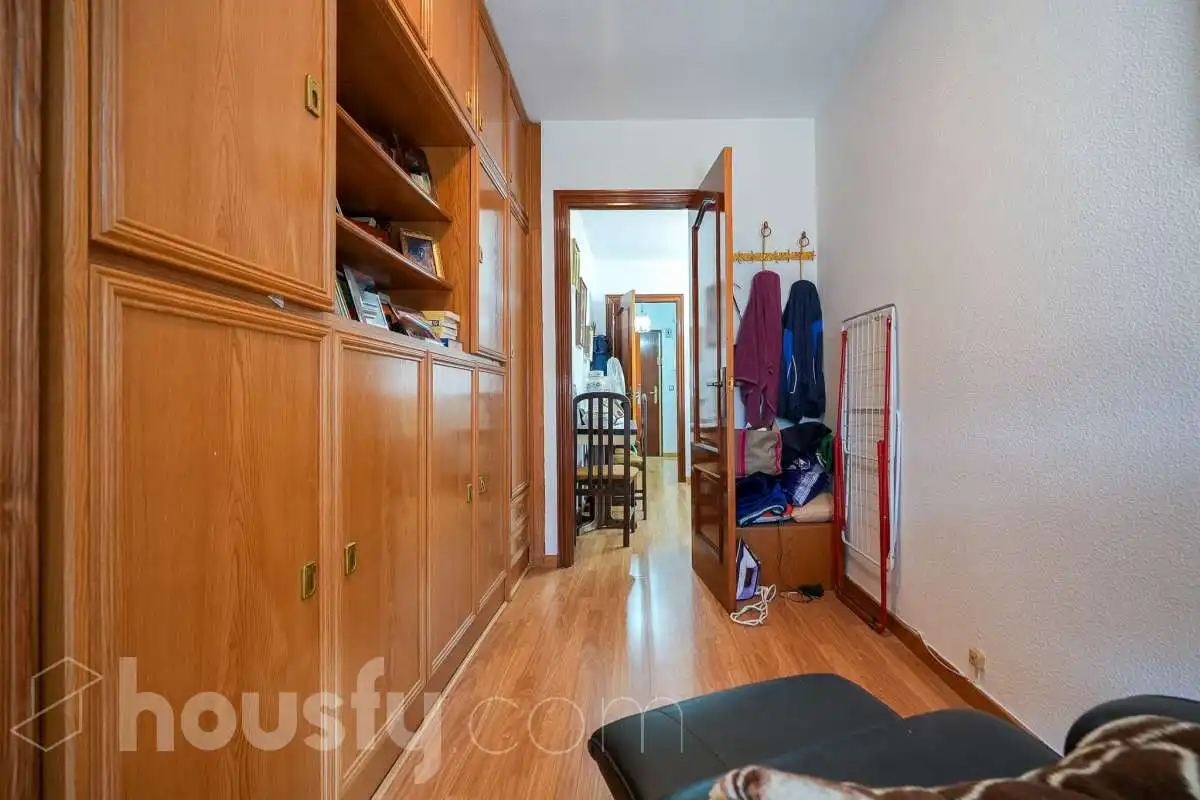 Pis en venda en Madrid amb Terrassa, Traster i Moblat