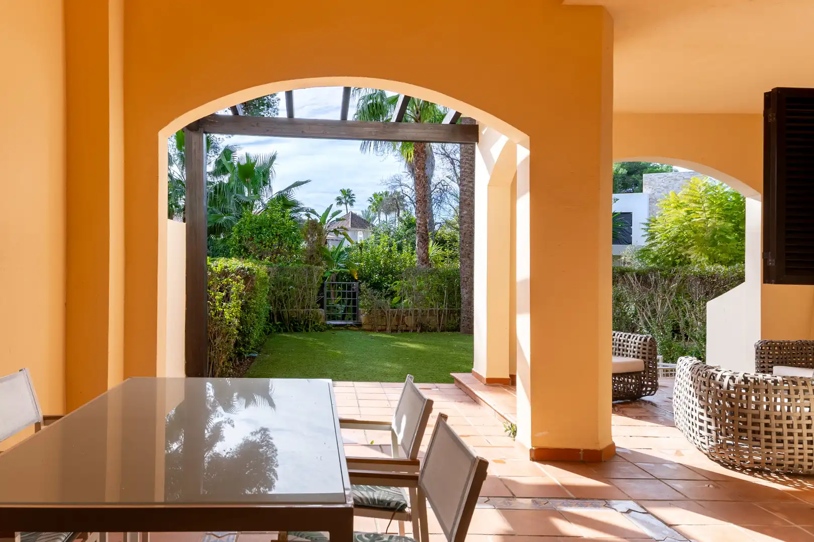Apartament amb piscina en venda a Nueva Andalucía, imagen 4
