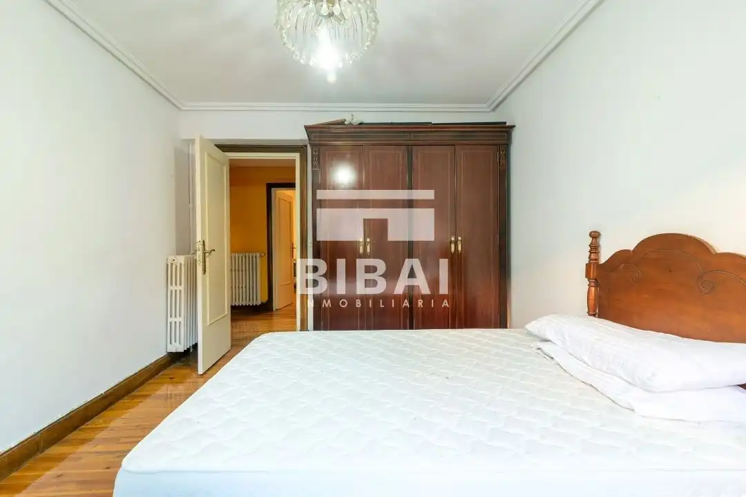 Schlafzimmer von Wohnung zum Verkauf in Arrasate / Mondragón mit Heizung