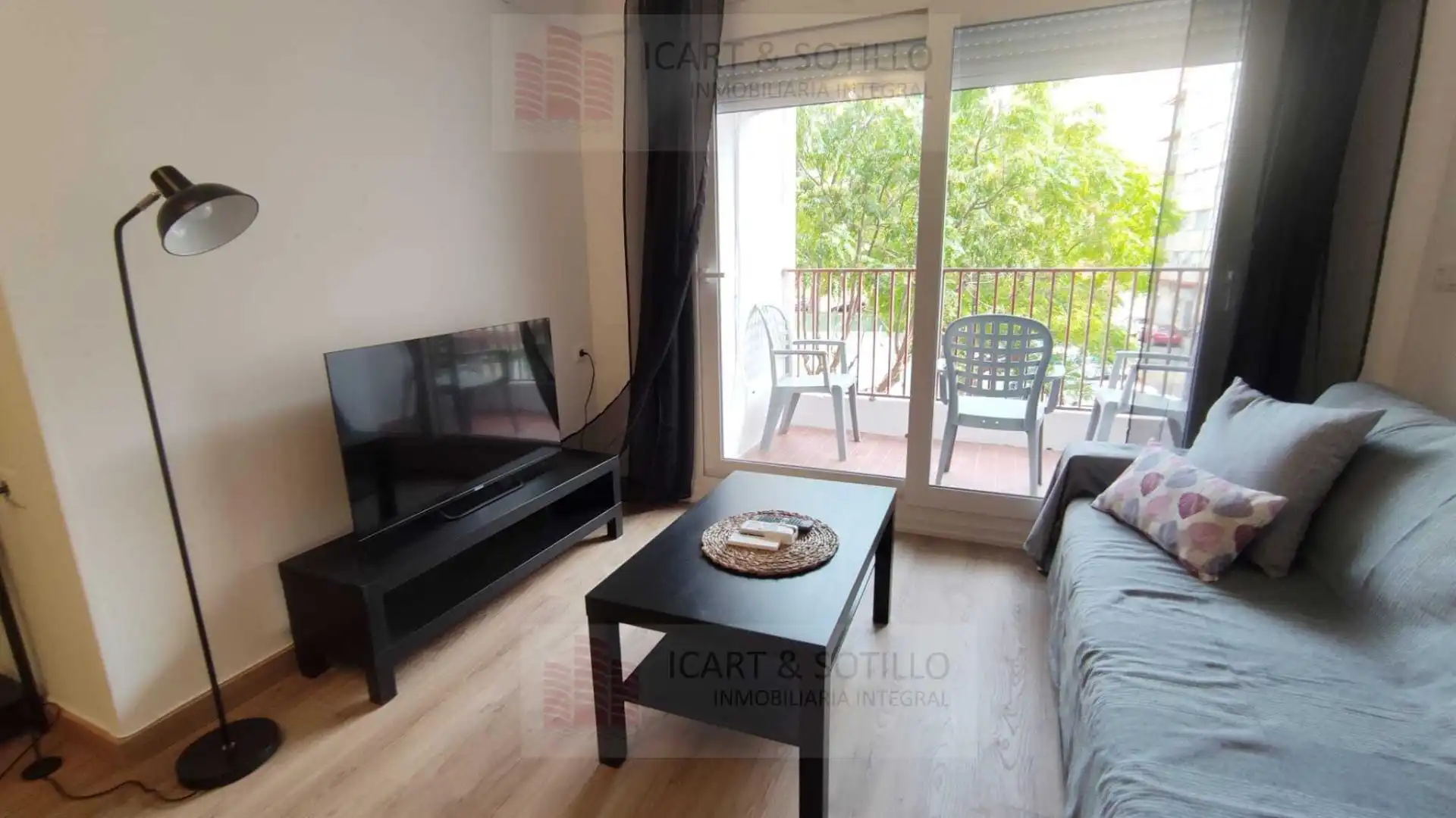 Piso con terraza en alquiler en Casco Urbano, imagen 5