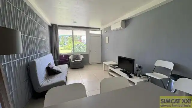 Sala d'estar de Apartament en venda en Roses