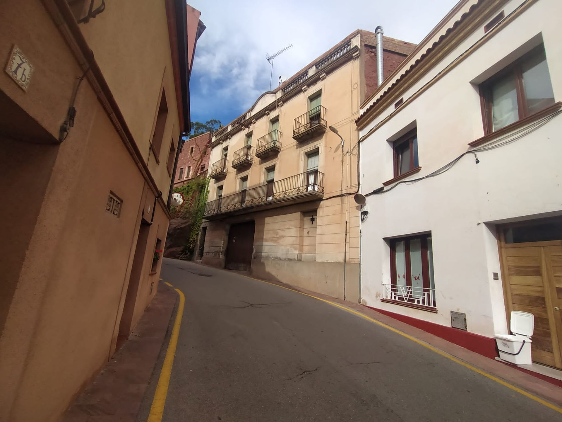 Vista exterior de Casa o xalet en venda en Corbera de Llobregat amb Aire condicionat, Calefacció i Terrassa