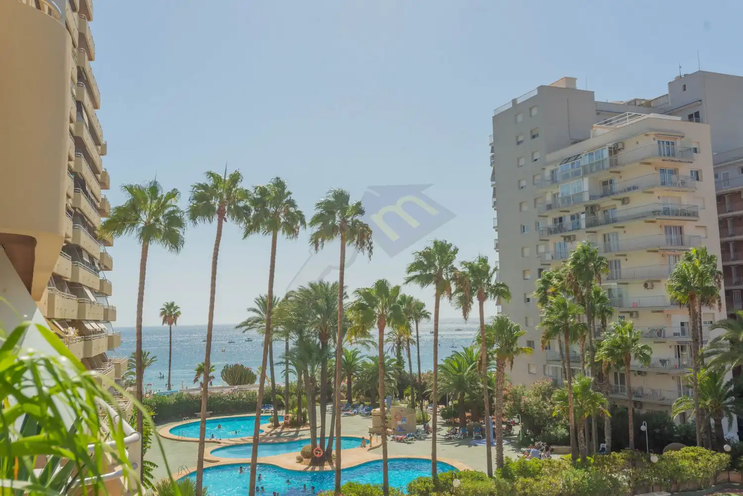 Apartamento con terraza en venta en Juan Carlos I 26