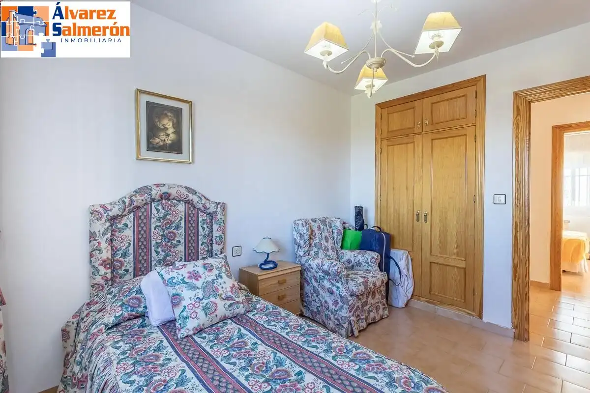 Detached house with pool for sale in Calle de la Encina, imagen 18