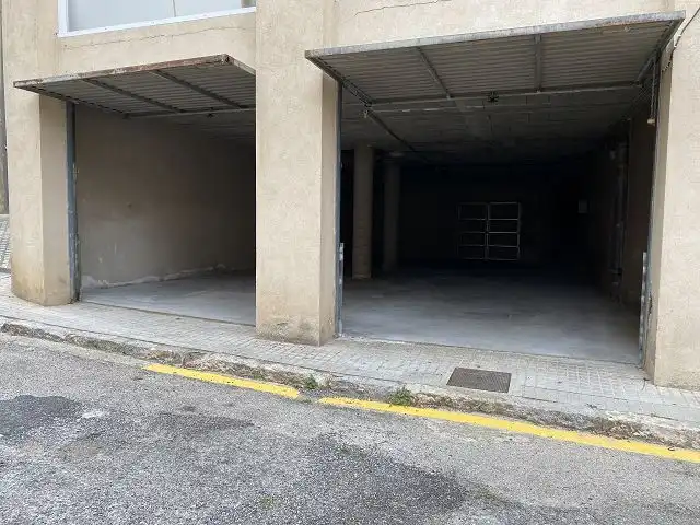 Garage zum Verkauf in N/A, -1, Castelló d'Empúries