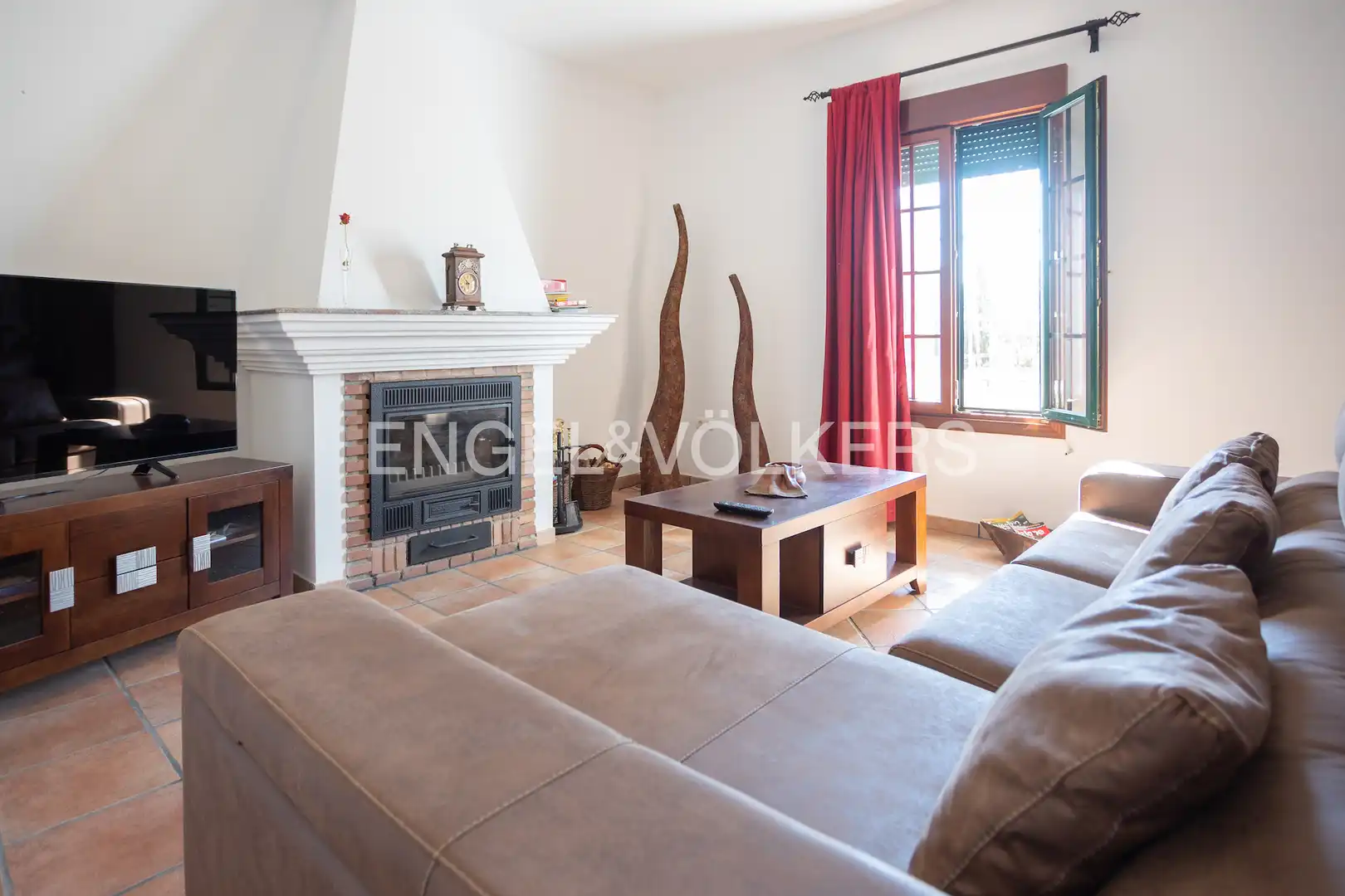 Sala de estar de Finca rústica en venta en Llerena con Calefacción, Jardín privado y Trastero