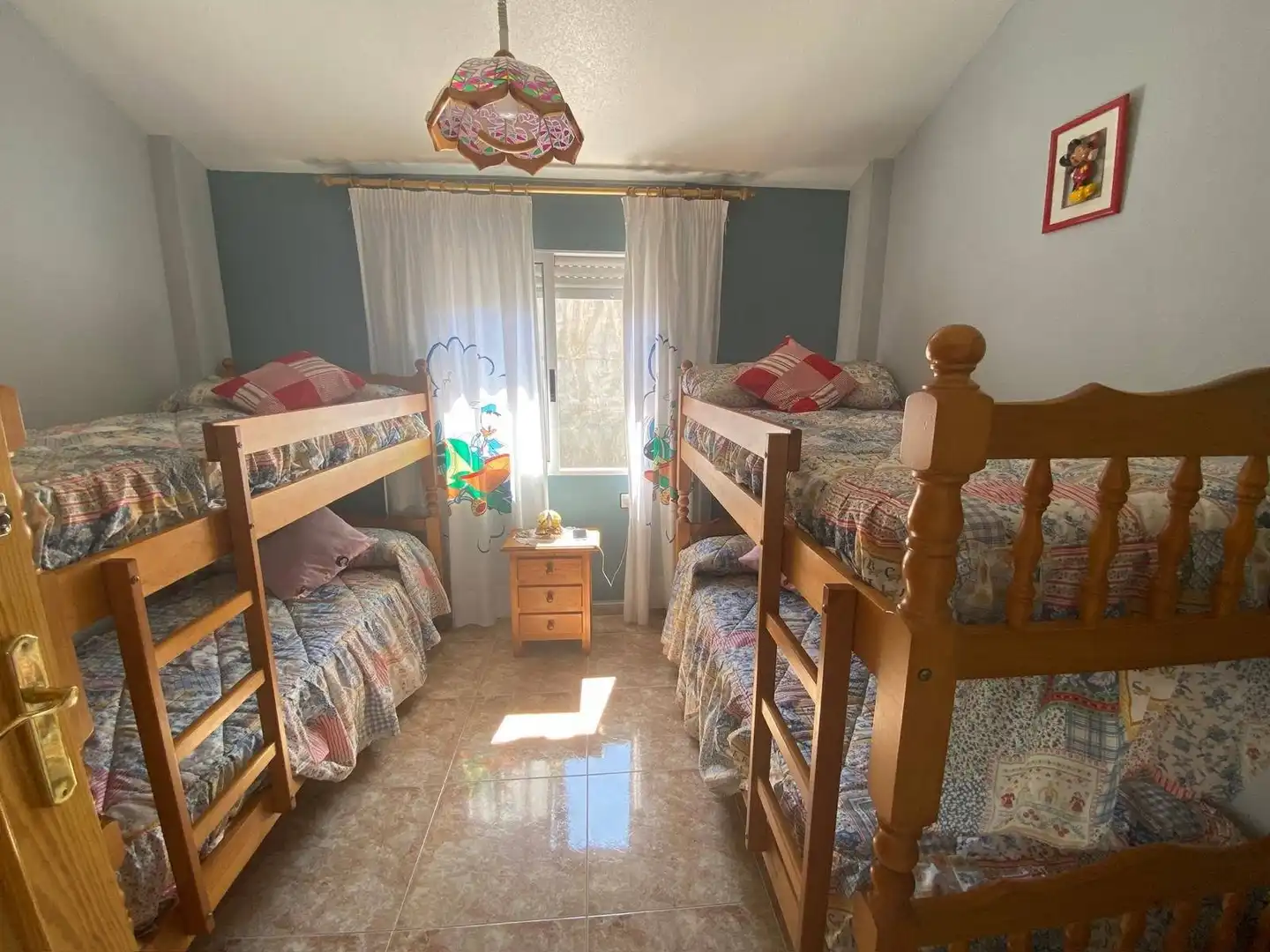 Dormitori de Casa o xalet en venda en San Pedro del Pinatar amb Terrassa i Moblat