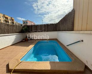 Piscina de Casa adosada en venda en Calella amb Aire condicionat, Calefacció i Terrassa