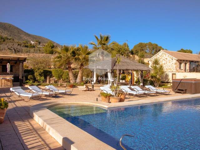 Finca rústica en Venta en Benissa pueblo