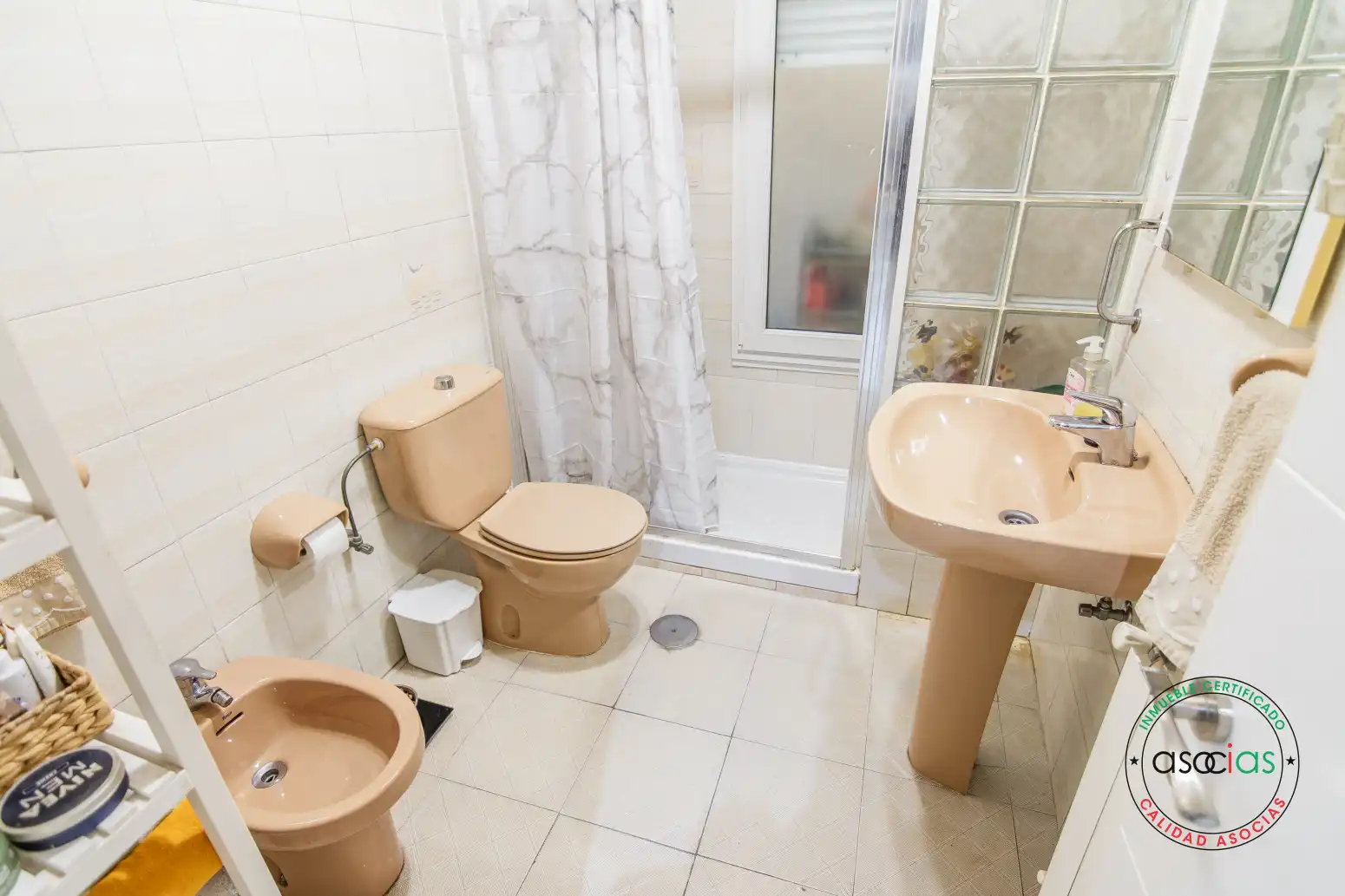 Baño de Casa adosada en venta en Gijón  con Calefacción, Jardín privado y Parquet