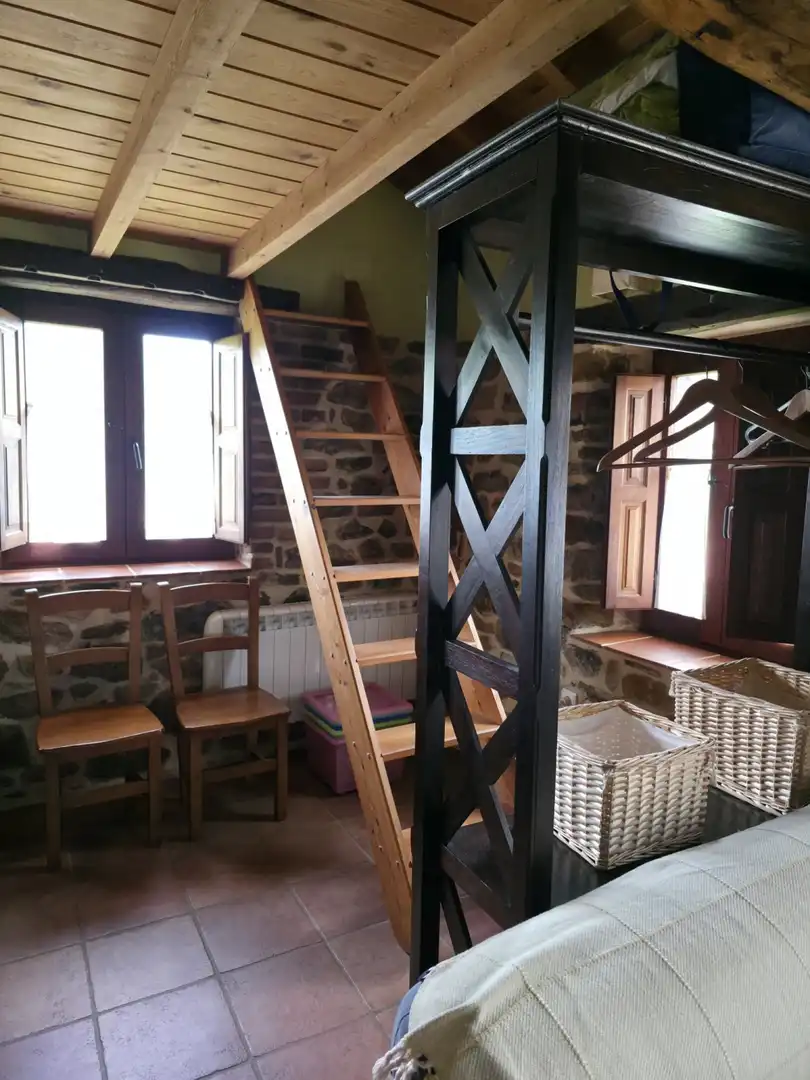 Casa o xalet en venda a San Martín y Perapertú - CALLE MAYOR, San Cebrián de Mudá