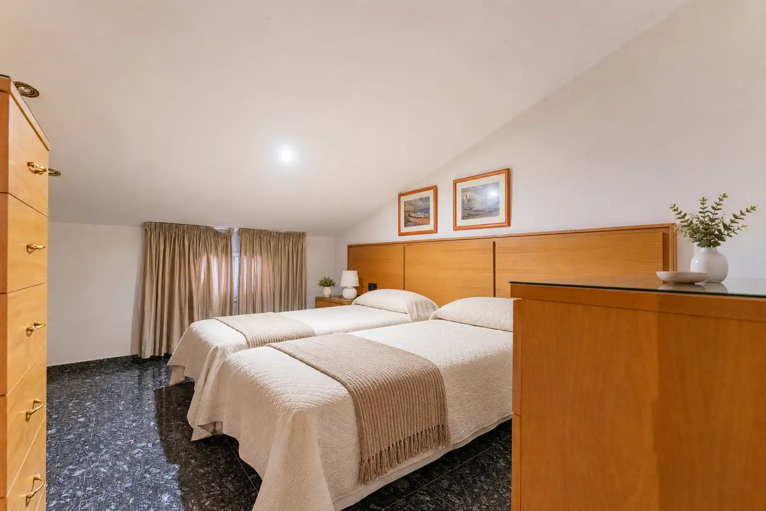 Habitación de Casa o chalet en venta en Cambrils con Calefacción, Terraza y Piscina