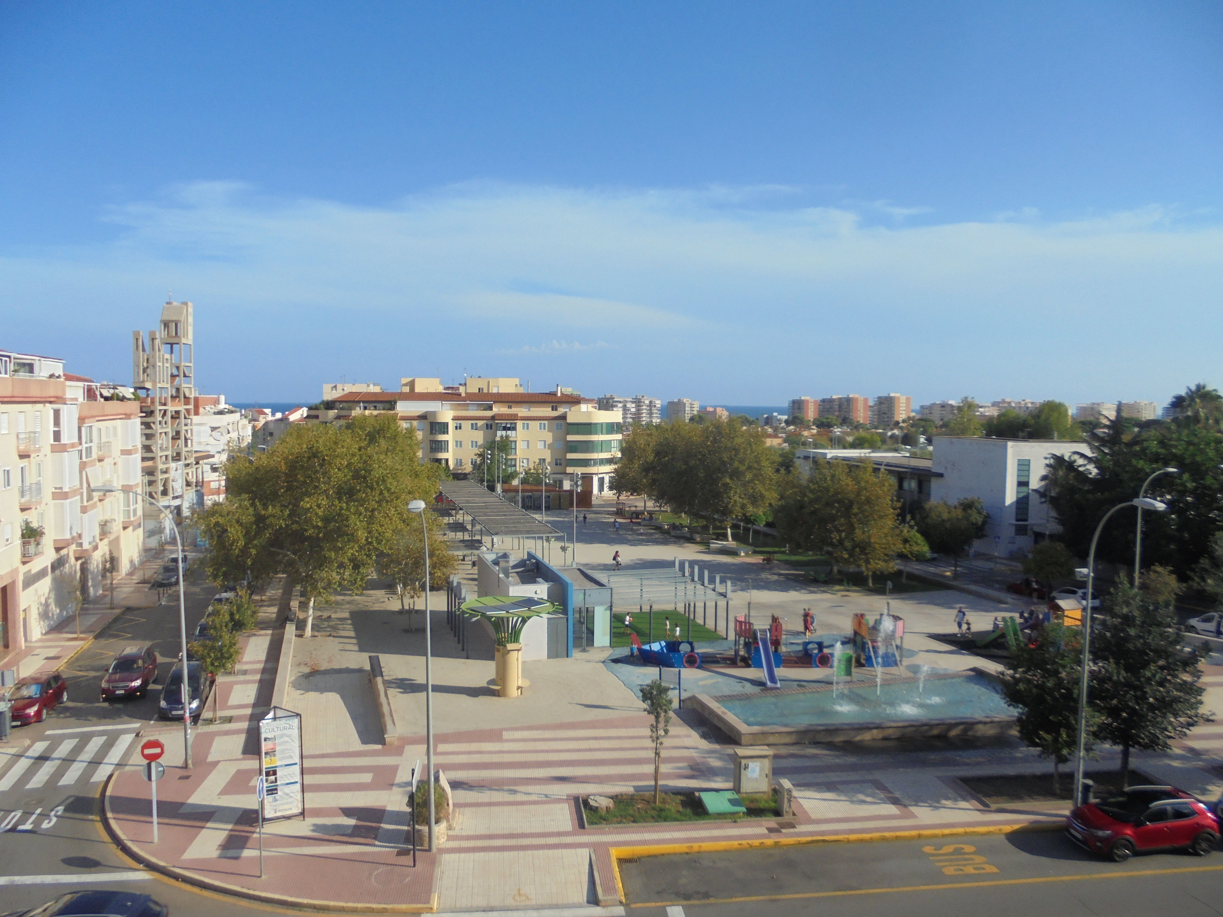Vista exterior de Pis de lloguer en Benicasim / Benicàssim amb Aire condicionat, Parquet i Terrassa