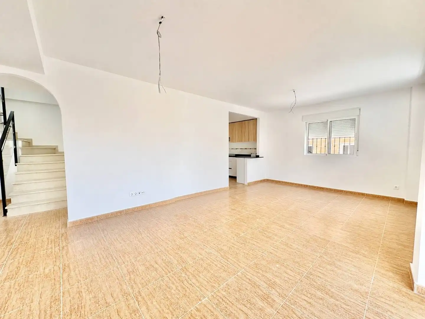 Sala d'estar de Casa o xalet en venda en Castalla amb Jardí privat, Terrassa i Piscina comunitària
