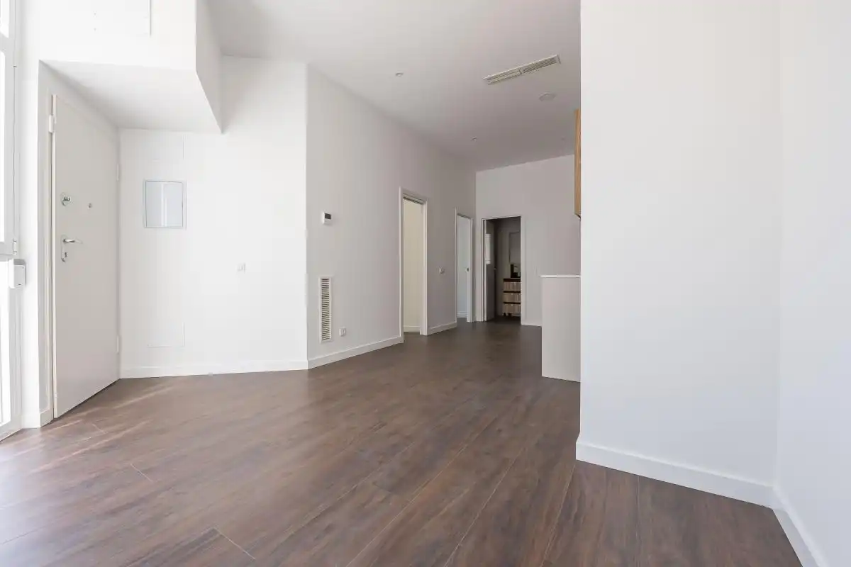Ground floor for sale in Madrid  with Air Conditioner and Heating