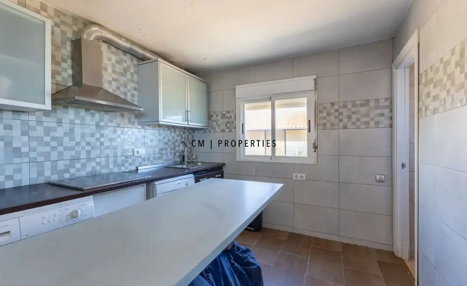 Cocina de Piso en venta en Sueca con Calefacción, Terraza y Trastero