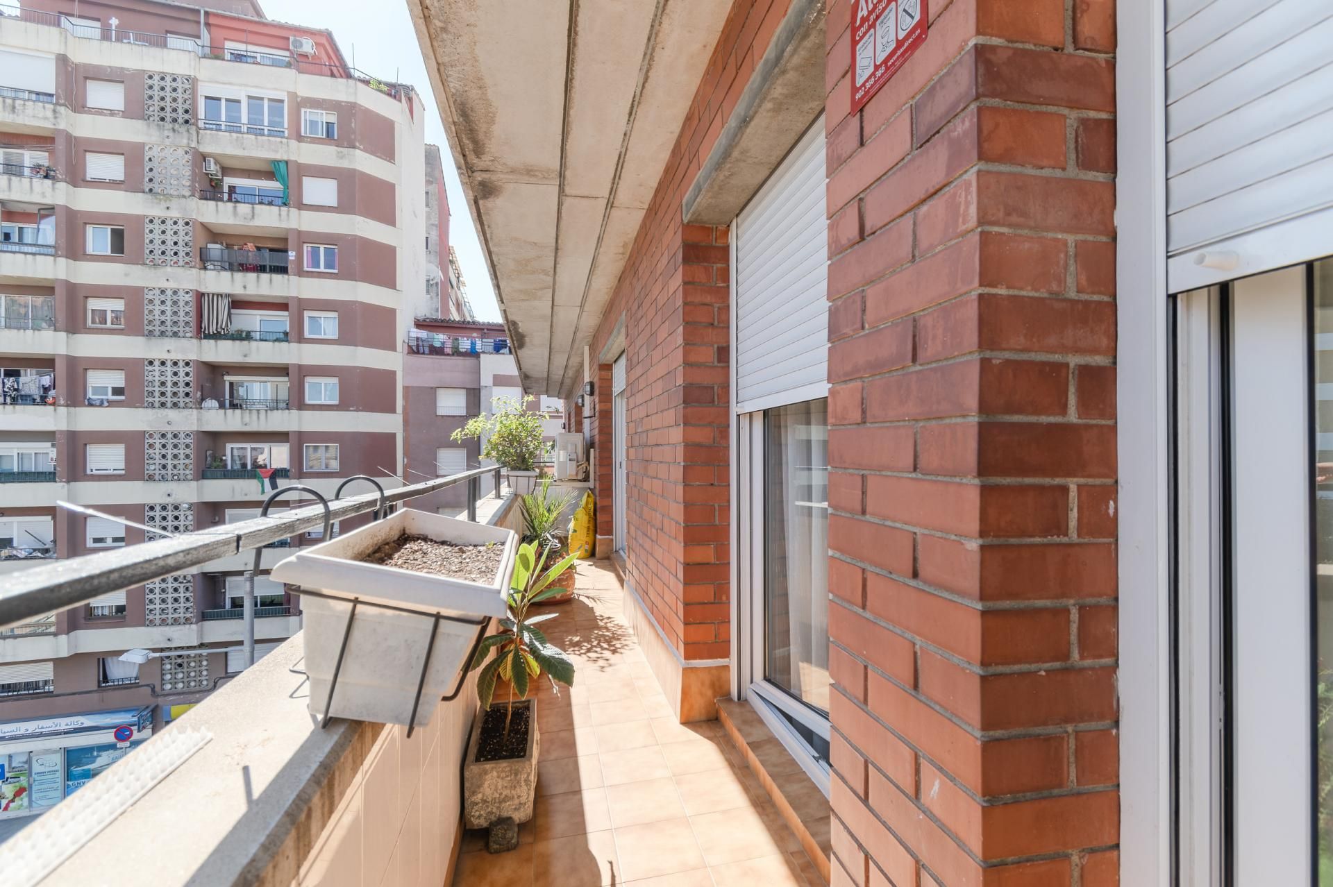 Vista exterior de Pis en venda en Salt