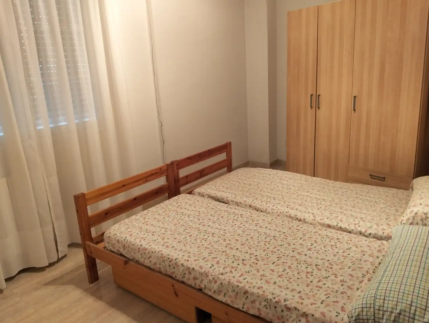 Dormitori de Casa adosada en venda en Bargas amb Aire condicionat, Calefacció i Moblat