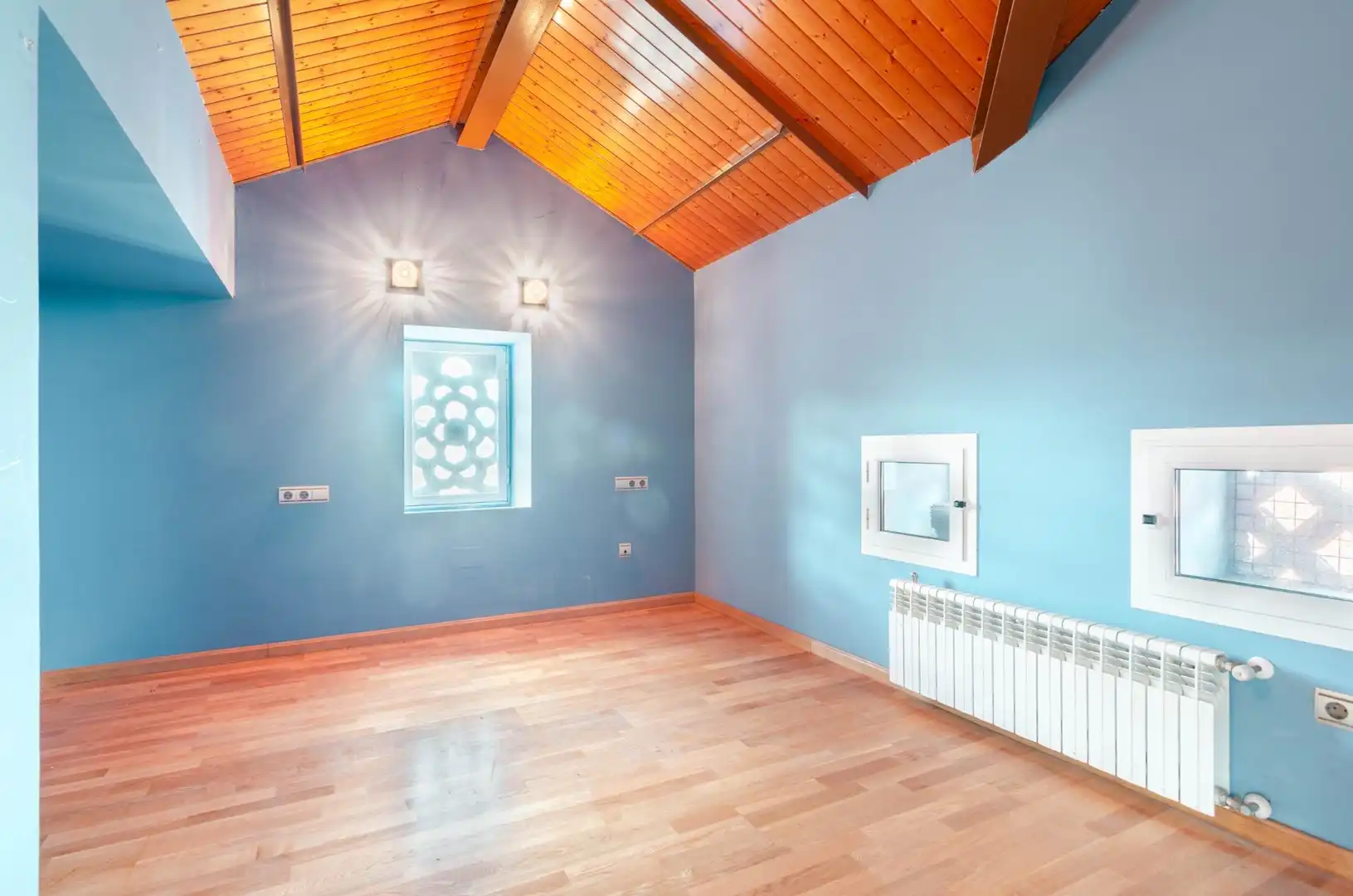 Casa o xalet en venda en Oviedo  amb Calefacció, Terrassa i Traster