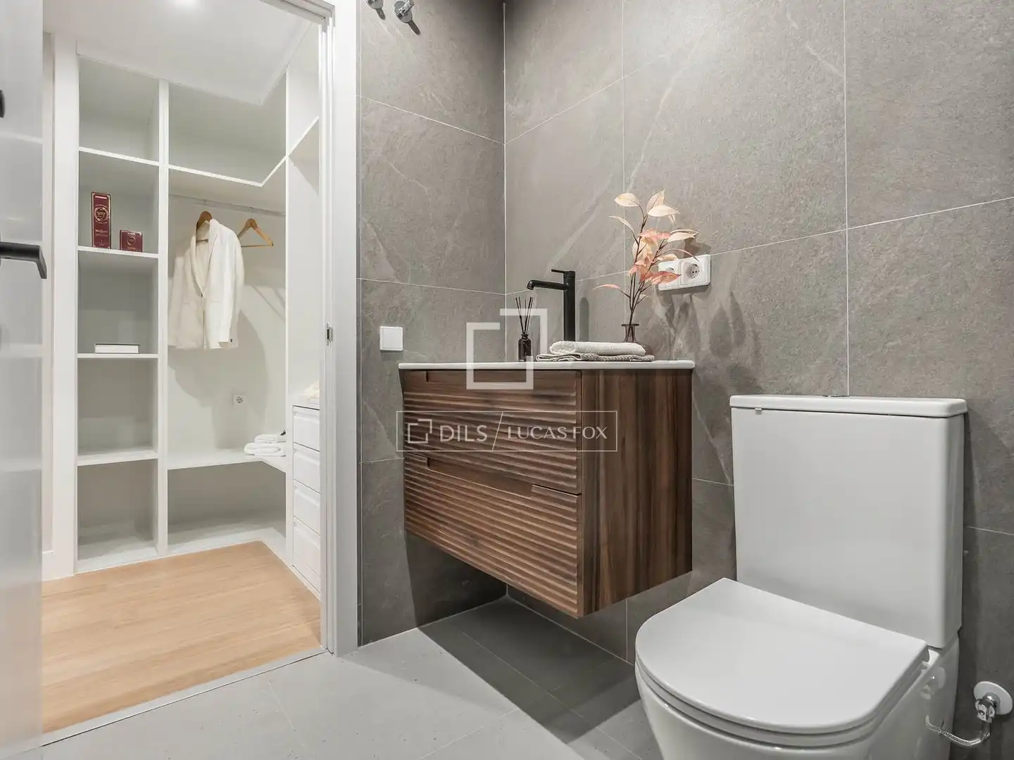Bany de Pis en venda en Madrid amb Aire condicionat i Calefacció