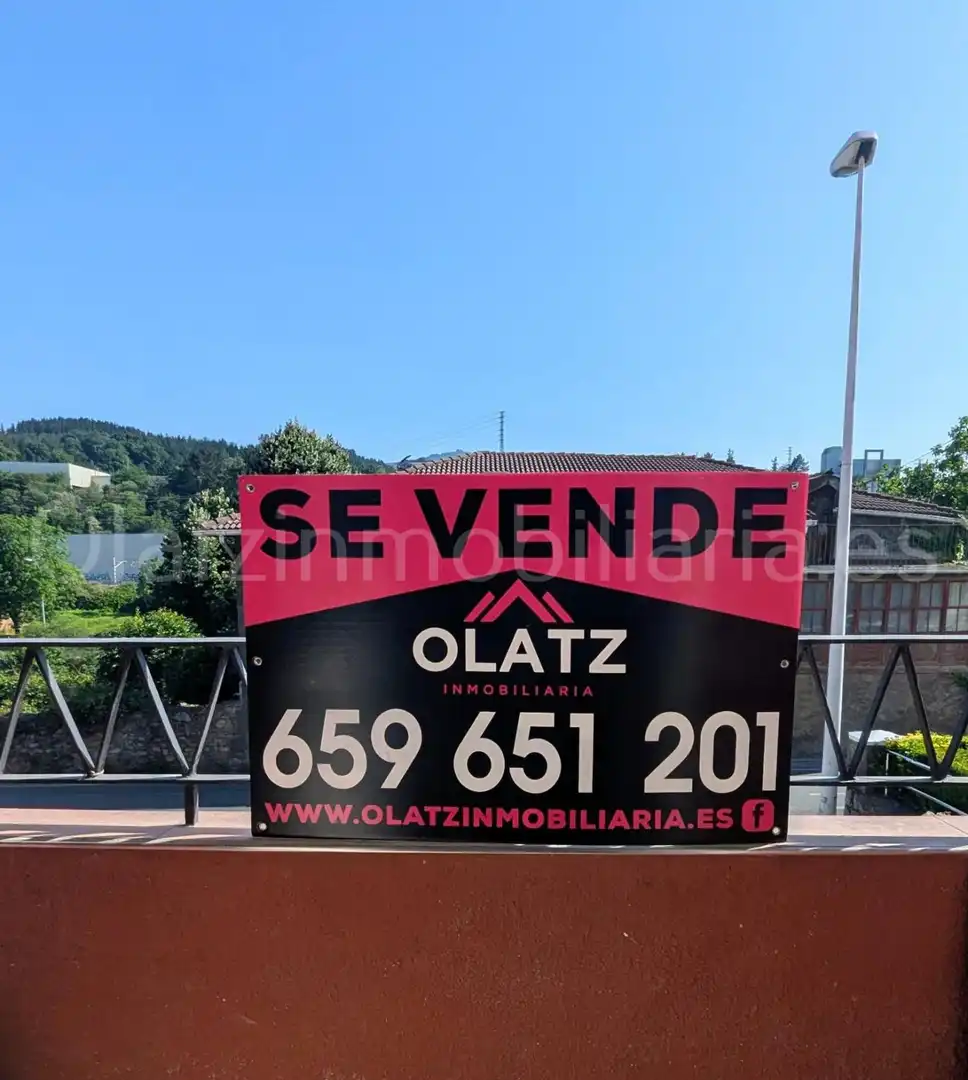 Exterior view of Flat for sale in Laudio / Llodio  with Heating and Terrace