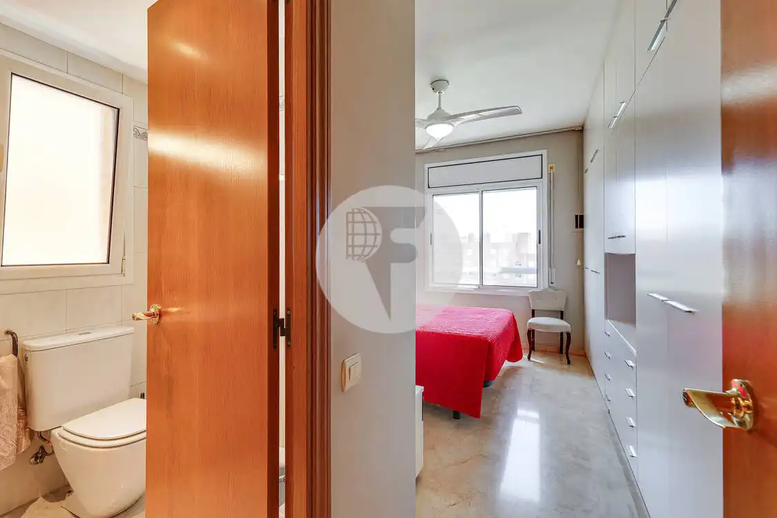 Habitación de Ático en venta en Gavà con Aire acondicionado, Calefacción y Terraza