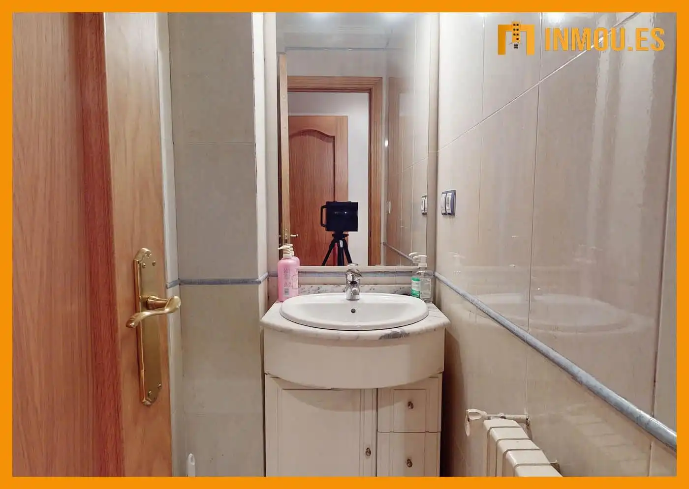 Badezimmer von Wohnung zum Verkauf in Ourense Capital  mit Heizung, Parkett und Terrasse