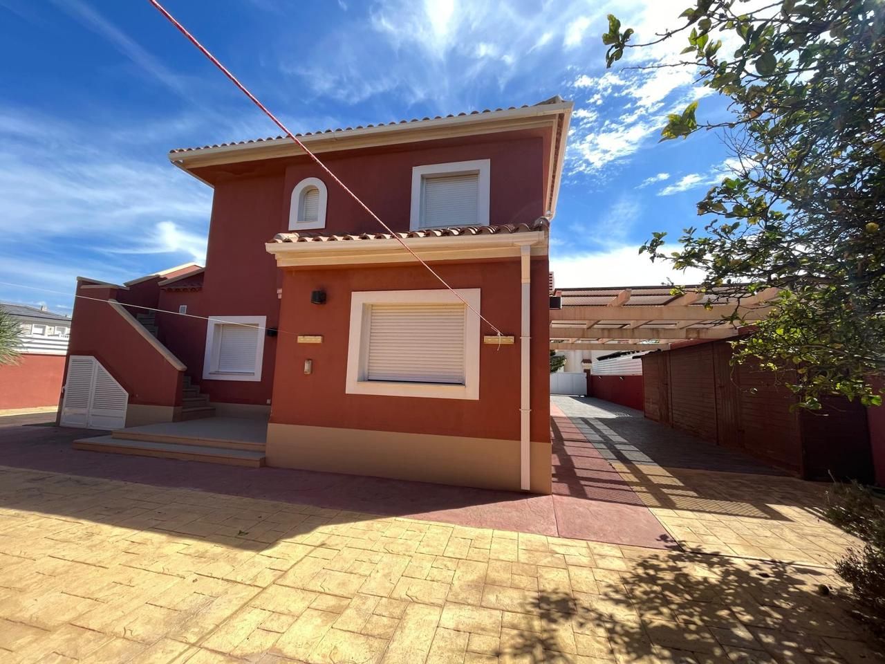 Exterior view of House or chalet for sale in La Manga del Mar Menor  with Air Conditioner, Heating and Private garden