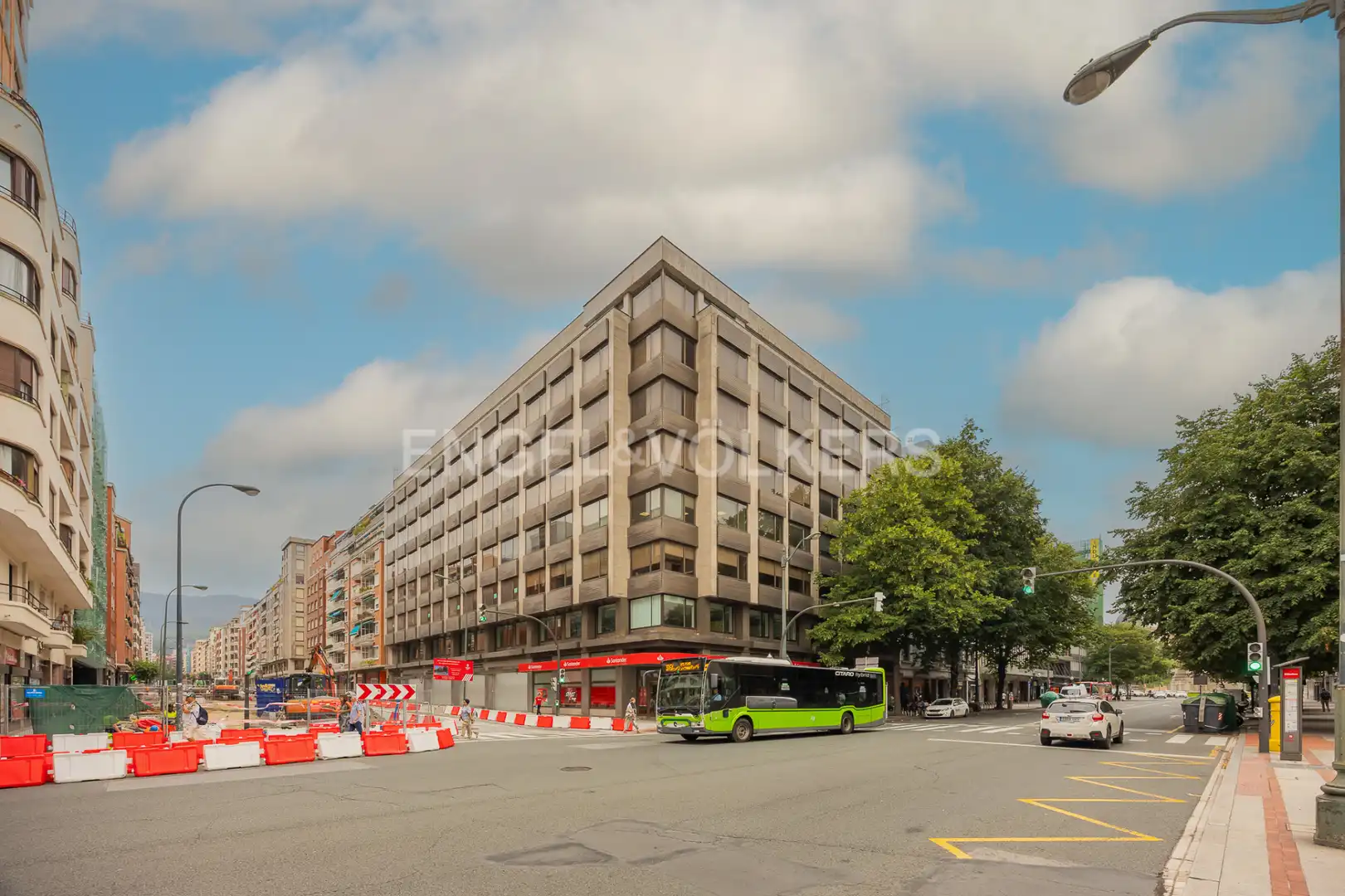 Office space with lift for sale in Diego Lopez Haroko Kale Nagusia