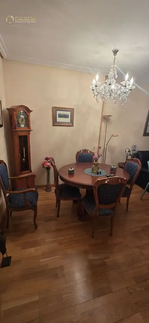 Flat with pool for sale in M Lopez Zubero, imagen 3