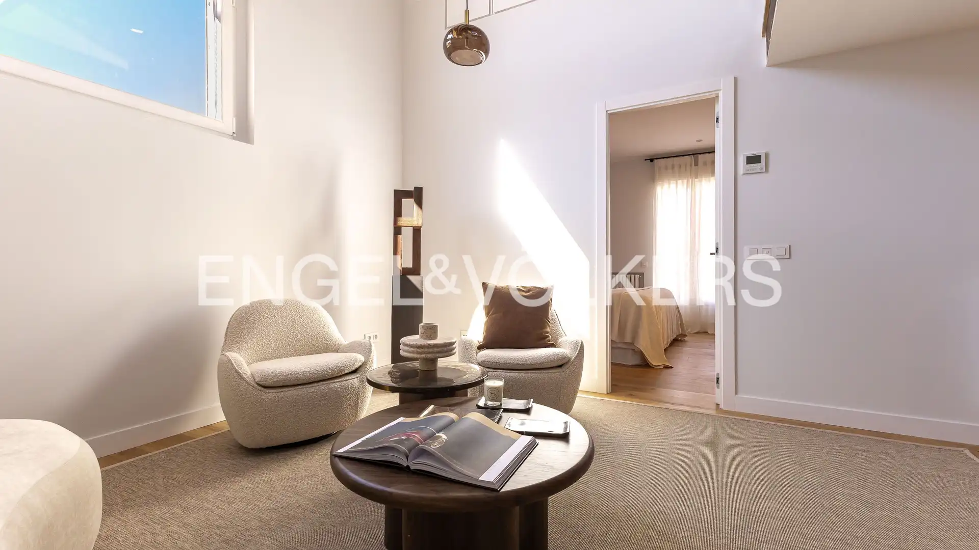 Sala de estar de Ático en venta en  Madrid Capital con Aire acondicionado, Calefacción y Parquet