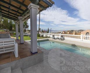 Piscina de Casa o xalet en venda en Málaga Capital amb Aire condicionat, Jardí privat i Terrassa