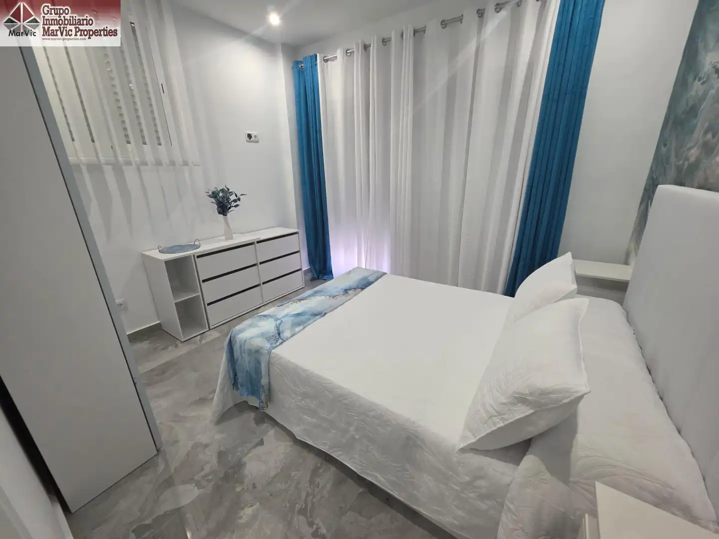 Habitación de Planta baja en venta en Benidorm con Amueblado y Piscina comunitaria